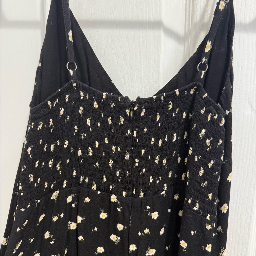 Audrey 3+1 Black Floral Midi Dress - Picture 4 of 5
